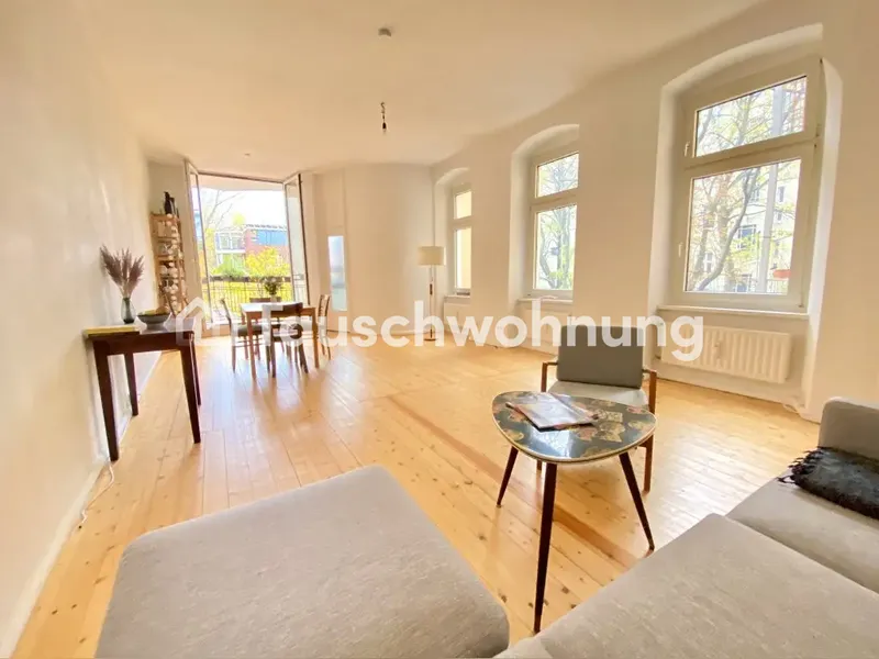Tauschwohnung: Großzügige, helle 3 Zimmer Wohnung mitten im Wrangelkiez — photo 1